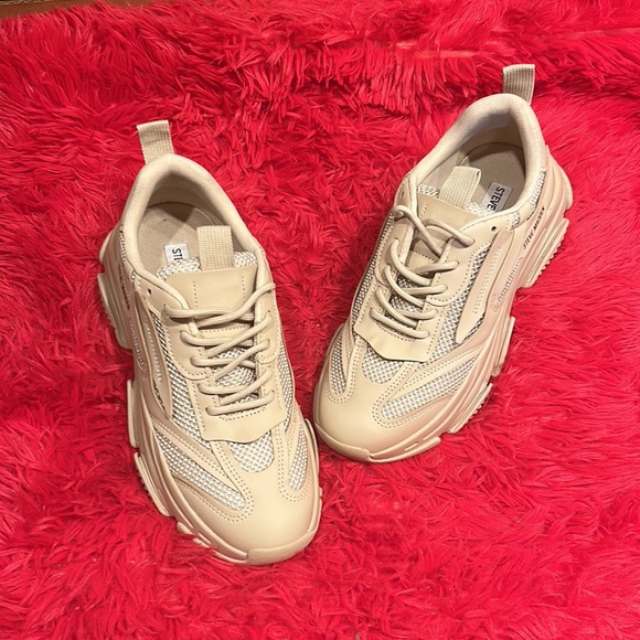 Steve Madden Womens Possession Shoes in Shade “Bone” (Beige) - Picture 3 of 11